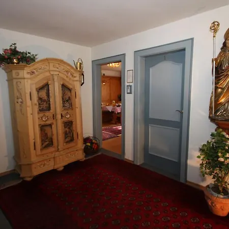 Haus Hollental Гарміш-Партенкірхен