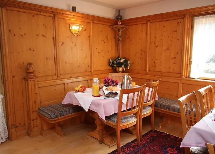 Konukevi Haus Hollental *